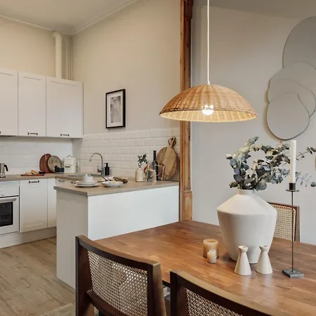 Kaax - 3 Bedrooms And Balcony In Eixample Apartment