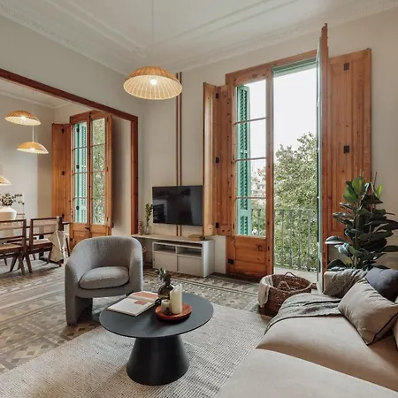 Apartment Kaax - 3 Bedrooms And Balcony In Eixample Barcelona